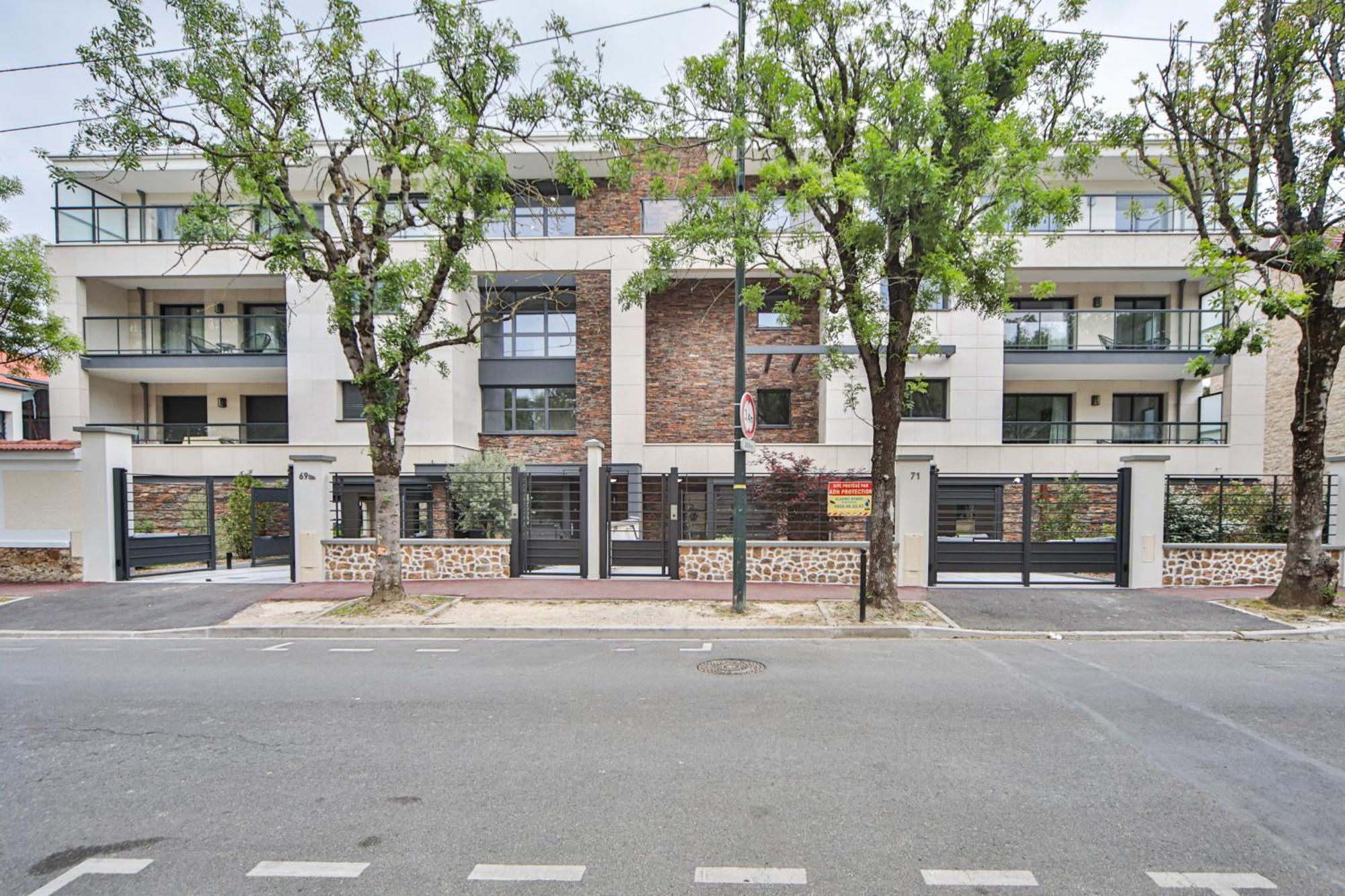 Blue Nights Appartements 69 Chennevières-sur-Marne Екстериор снимка